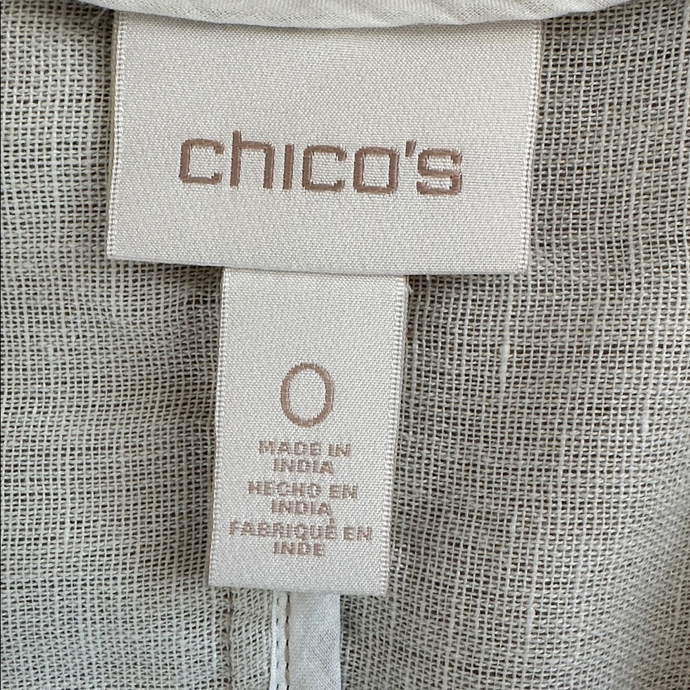Versatile CHICO’S Linen Beige and White Floral Tunic, Blazer, or Jacket, Size 0. - Picture 10 of 13